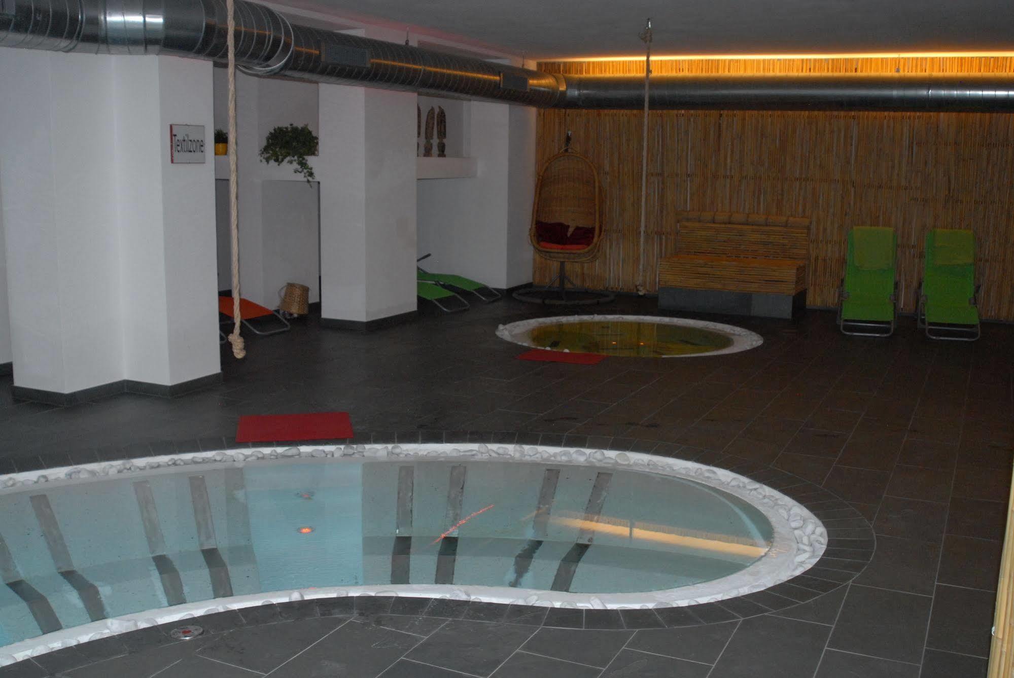 Hotel Bamboo Coldrano Extérieur photo